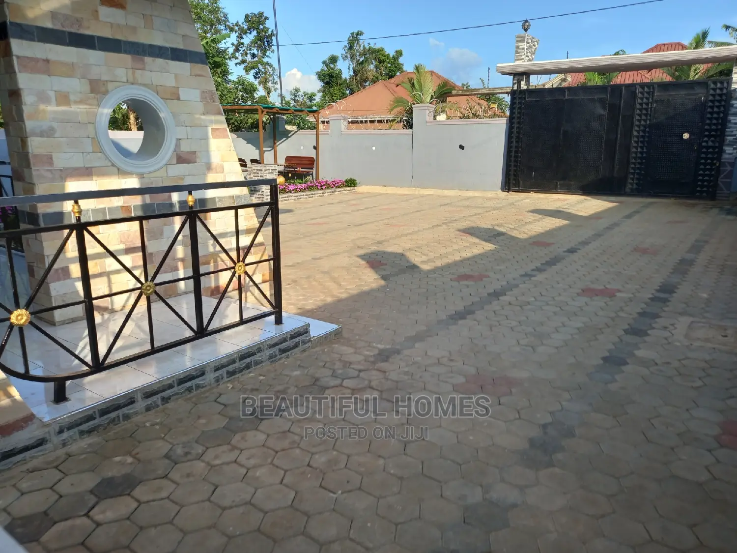 Furnished 4bdrm House in Kira, Central Division for Sale