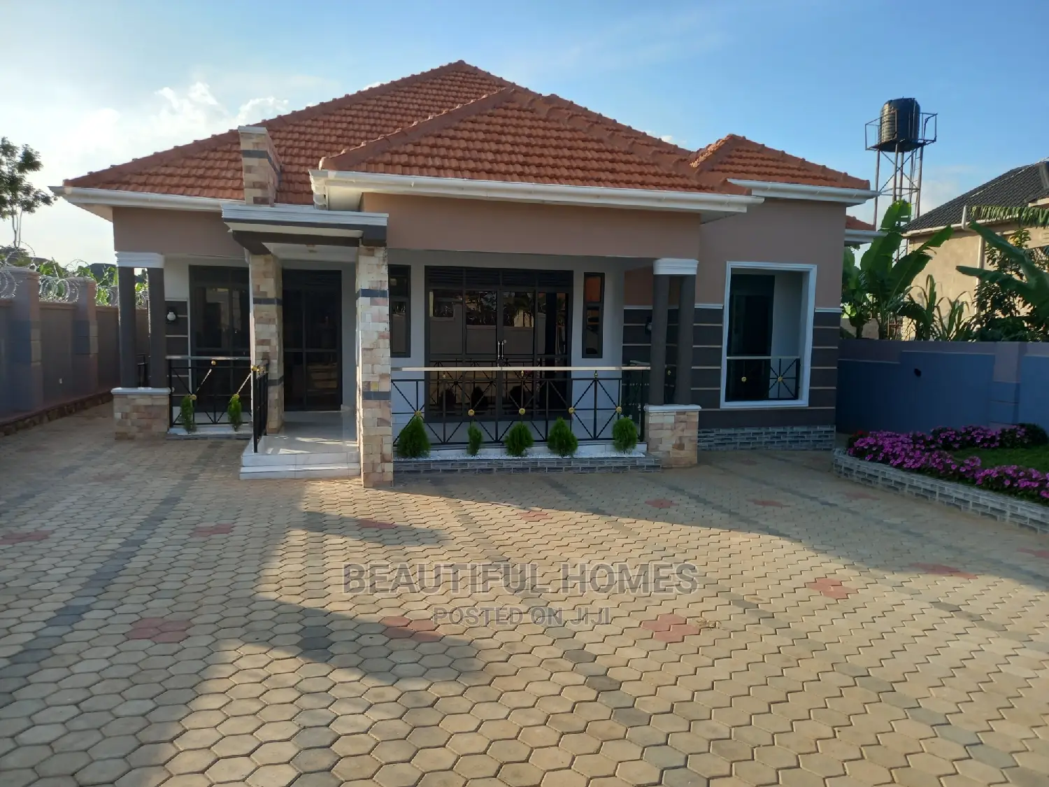 Furnished 4bdrm Bungalow in Kira for Sale