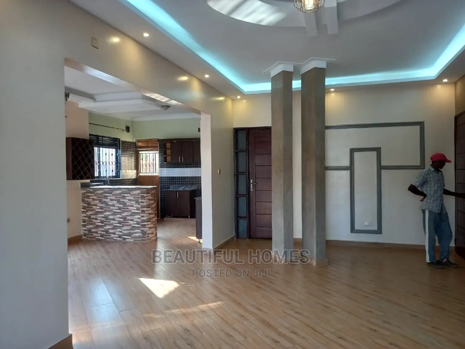 Furnished 4bdrm Maisonette in Kira for Sale