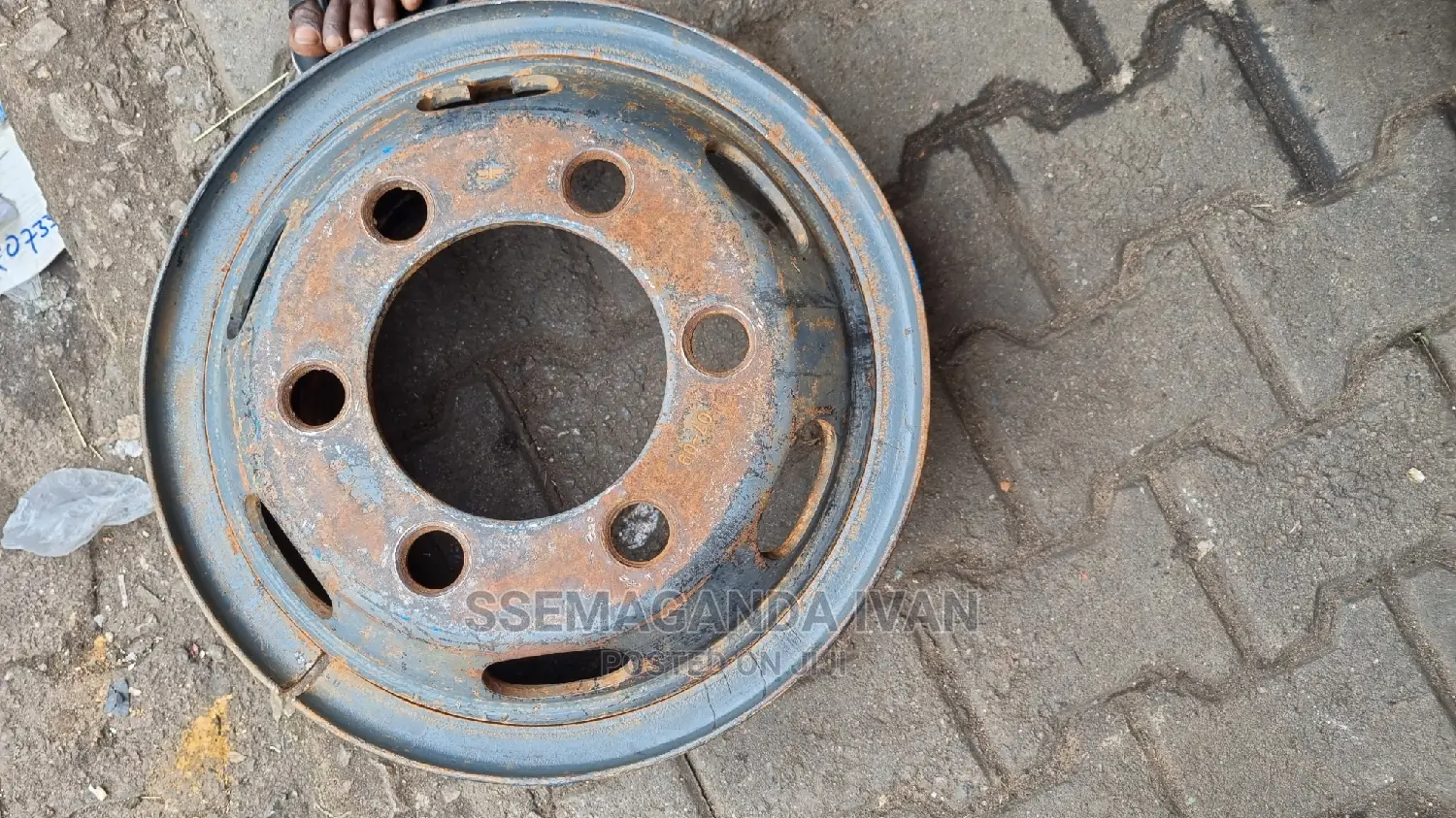 Kibiri Rim 16 for Fuso