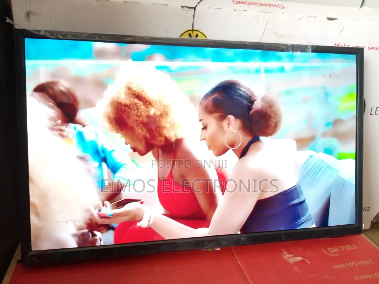 It Is 32" Lg Digital Tvs