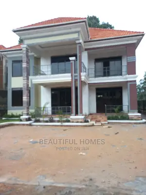 Furnished 6bdrm Duplex in Kisaasi, Central Division for Sale