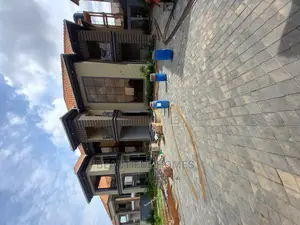 Furnished 6bdrm House in Kisaasi, Central Division for Sale