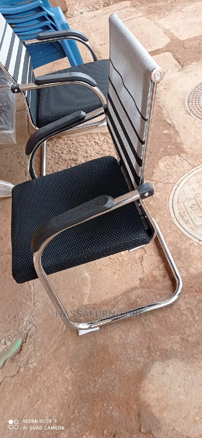 Mesh Office Visitors Chair Brand New