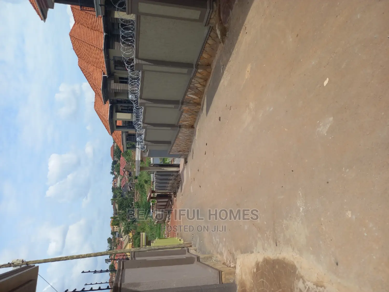 Furnished 6bdrm Duplex in Kisaasi, Central Division for Sale