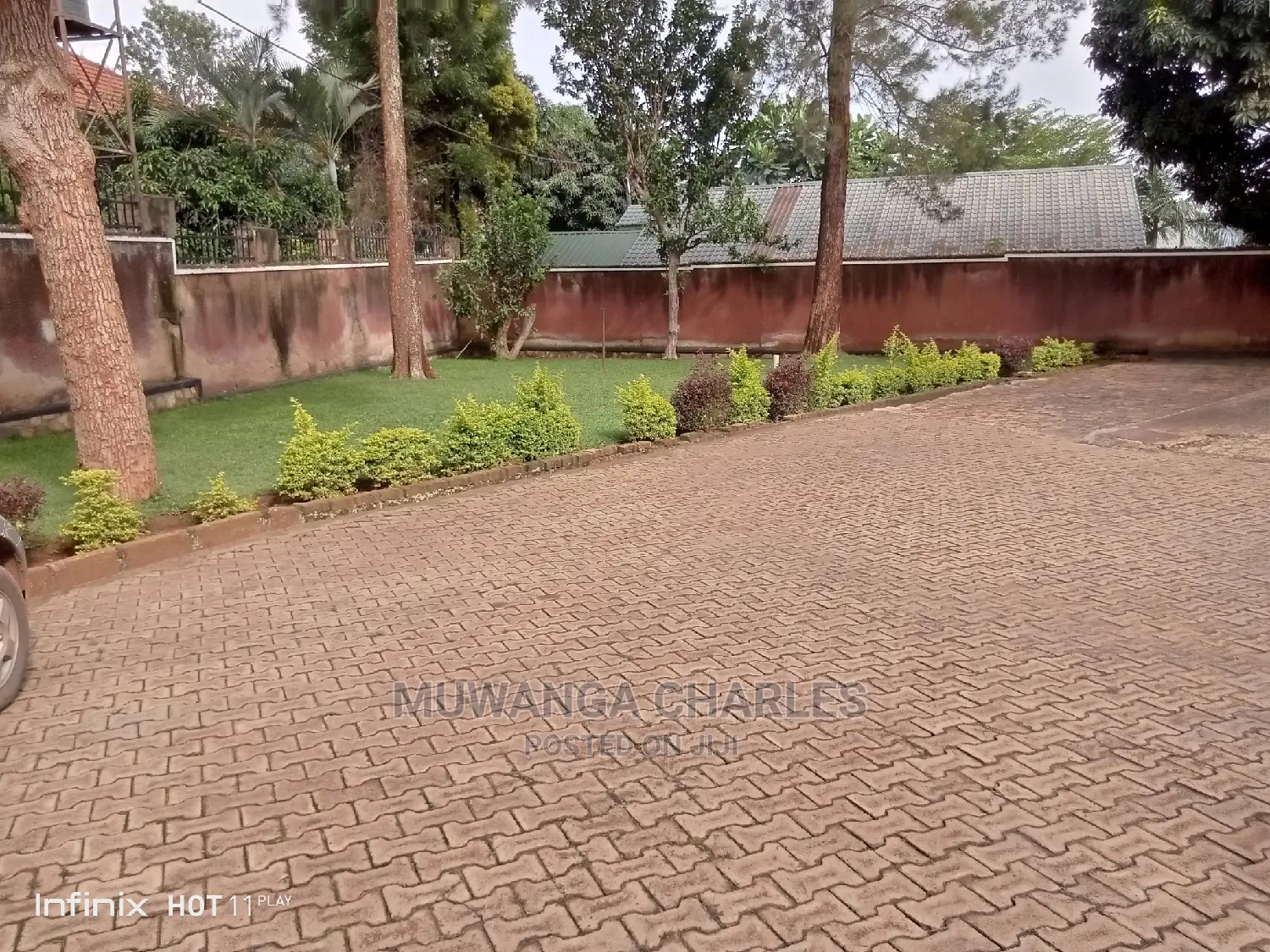 4bdrm Duplex in Fs Properties Ltd, Central Division for Rent