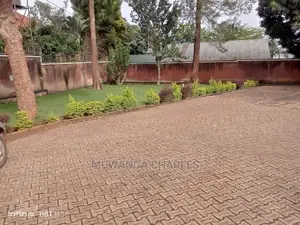 4bdrm Duplex in Fs Properties Ltd, Central Division for Rent
