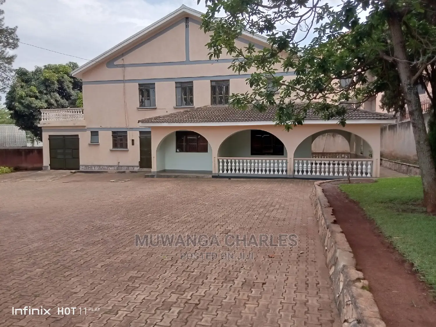4bdrm Duplex in Fs Properties Ltd, Central Division for Rent