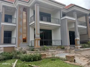 5bdrm Duplex in Fs Properties Ltd, Central Division for Sale