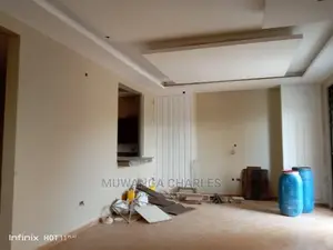5bdrm Duplex in Fs Properties Ltd, Central Division for Sale
