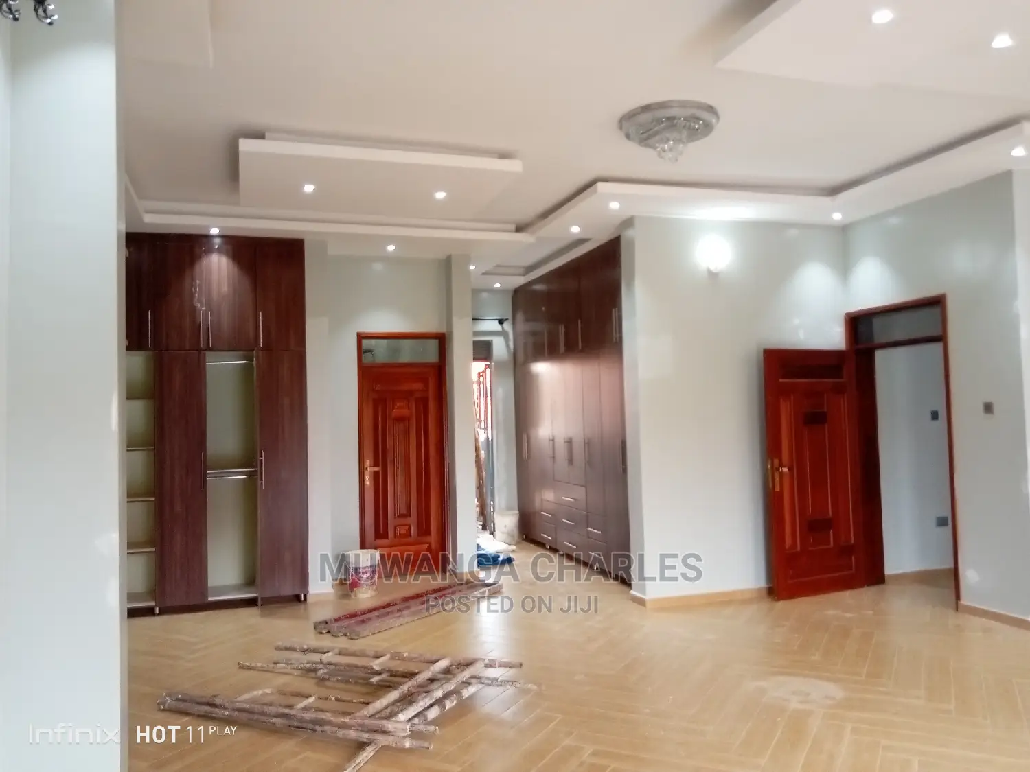 5bdrm Duplex in Fs Properties Ltd, Central Division for Sale