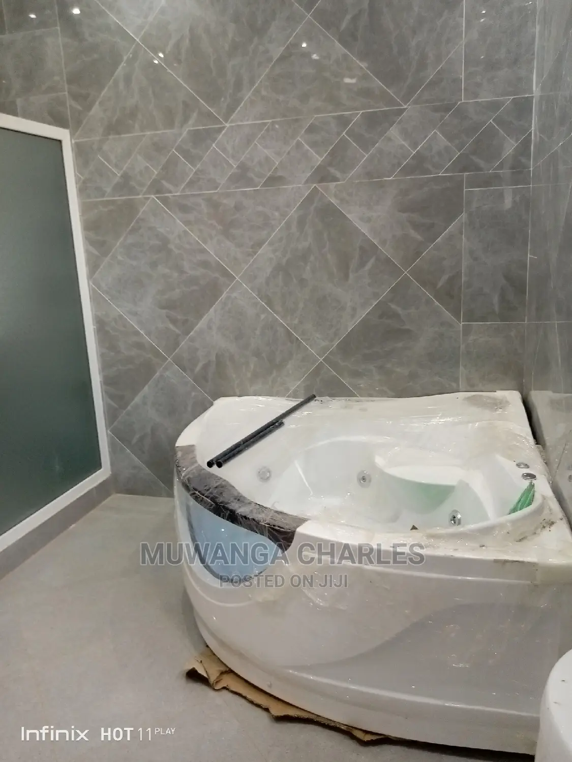 5bdrm Duplex in Fs Properties Ltd, Central Division for Sale