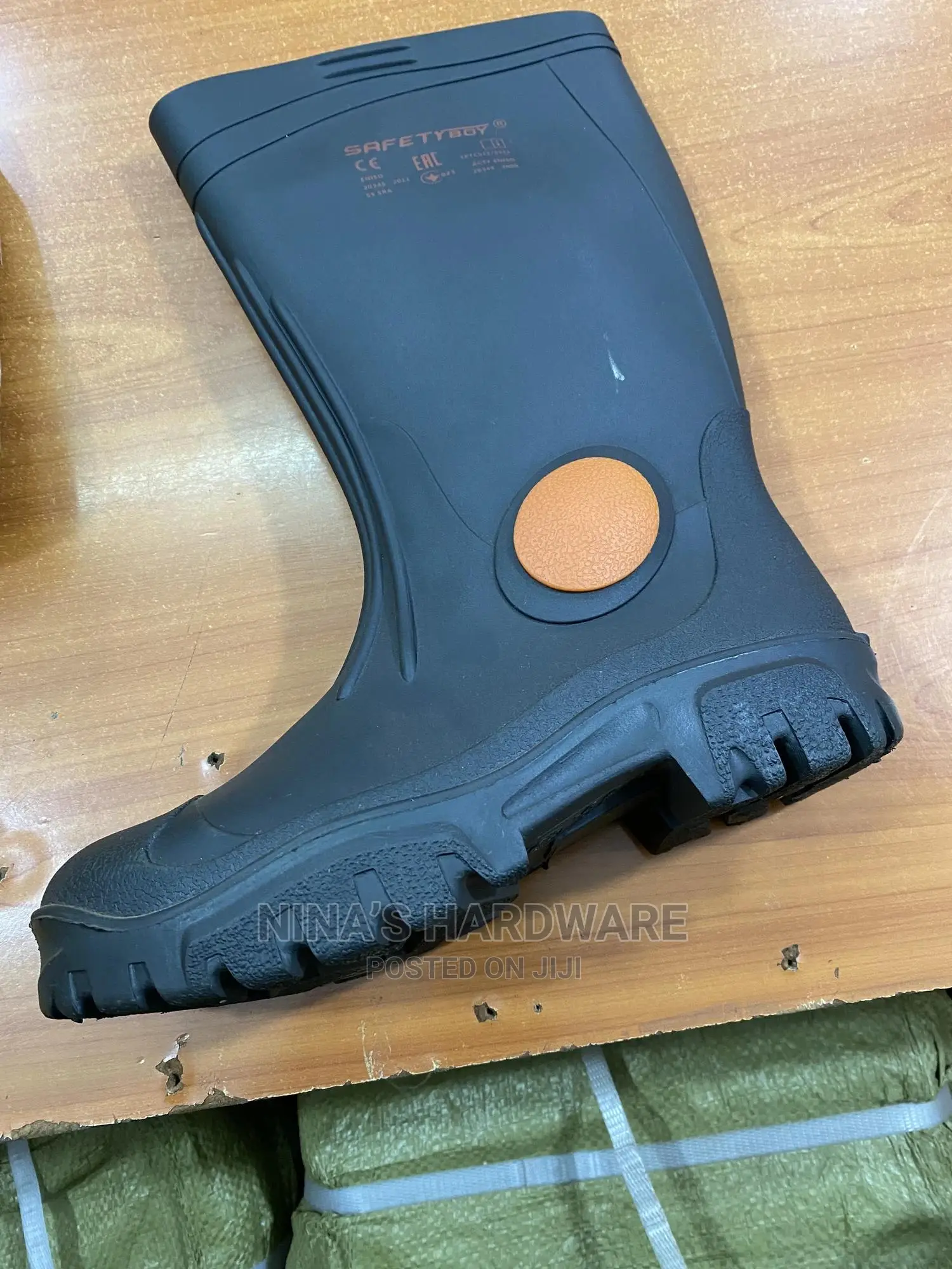 Safety Shoes Gum Boots