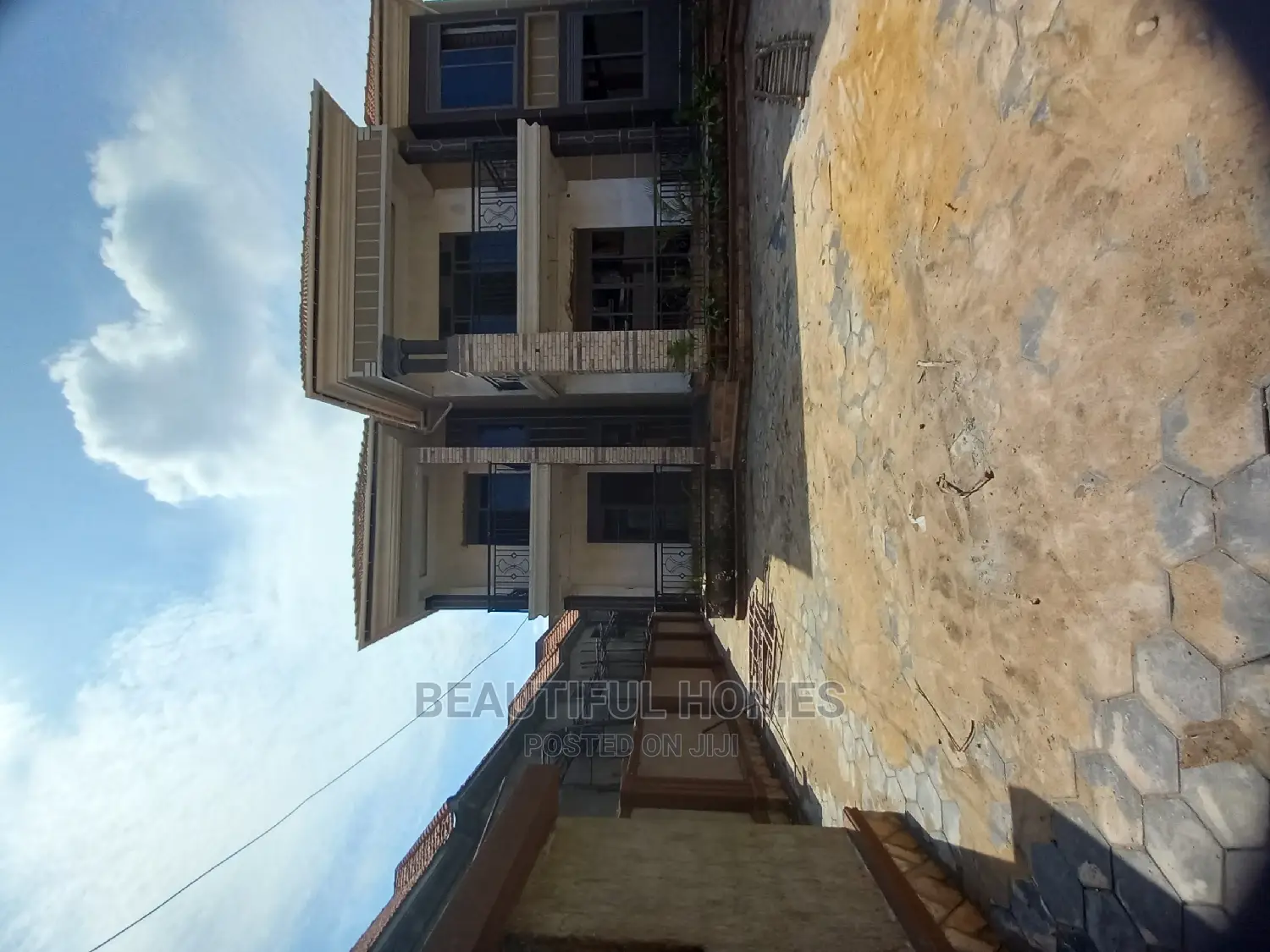 Furnished 6bdrm Mansion in Kisaasi Tarmack, Central Division for Sale