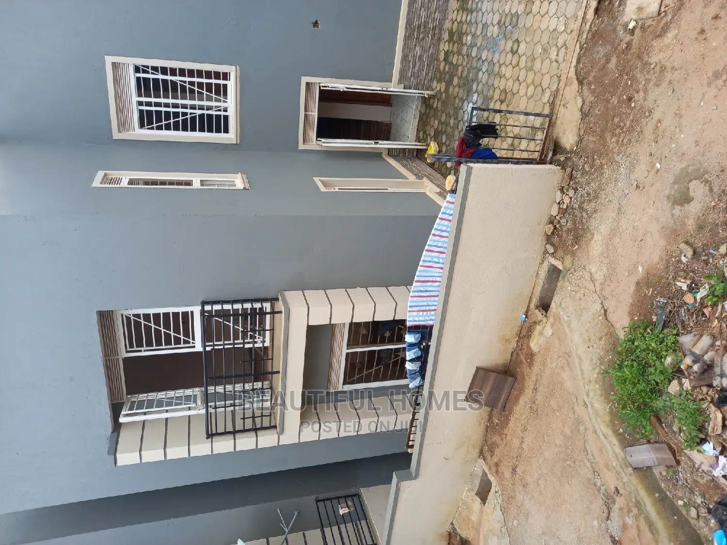 Furnished 4bdrm House in Kira Posh, Central Division for Sale