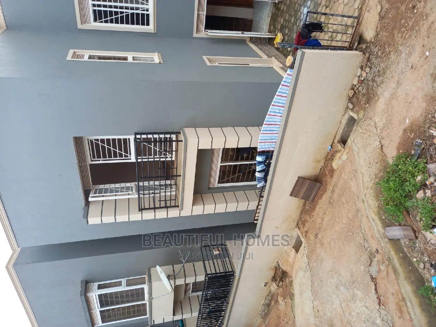 Furnished 4bdrm House in Kira Posh, Central Division for Sale