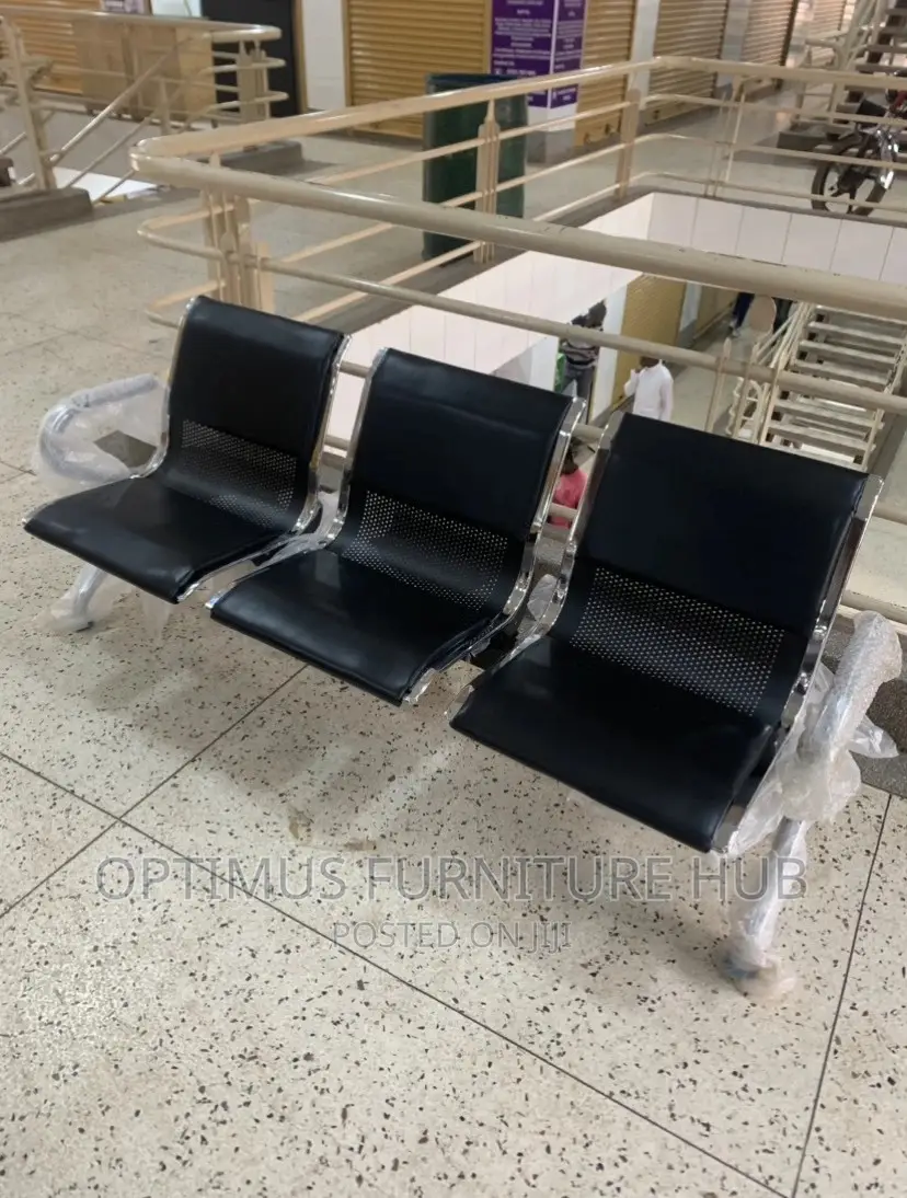 Waiting Chair (Cushioned)