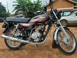 Yamaha Crux 2018 Red