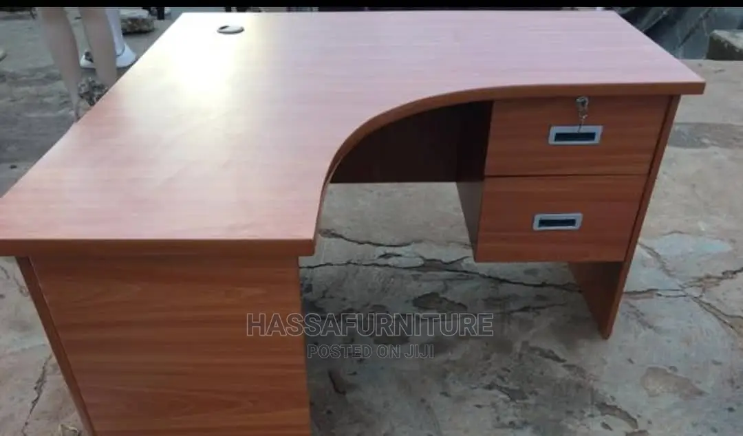 Executive Office Table Size 140cm