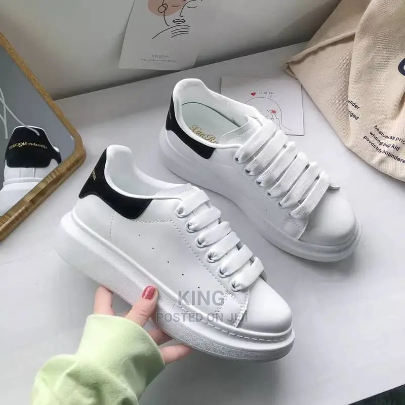 Trendy Neat Nike Shoes