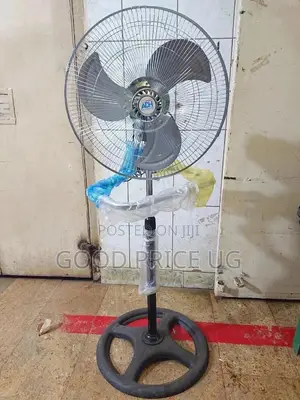 18 Stand Fan