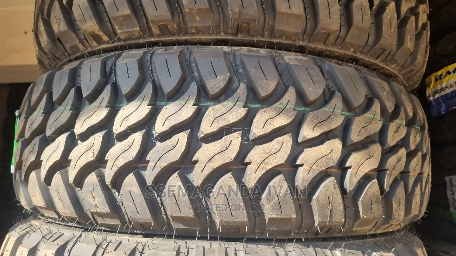235/75r15 M/T