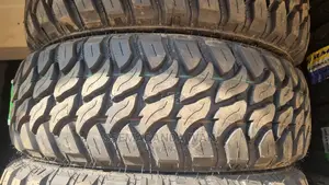 235/75r15 M/T