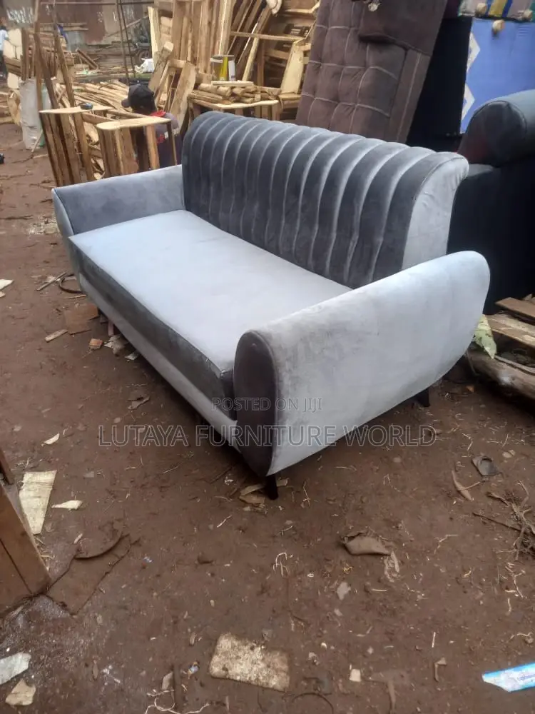 Sofas on Sale in Good Quality and Condition