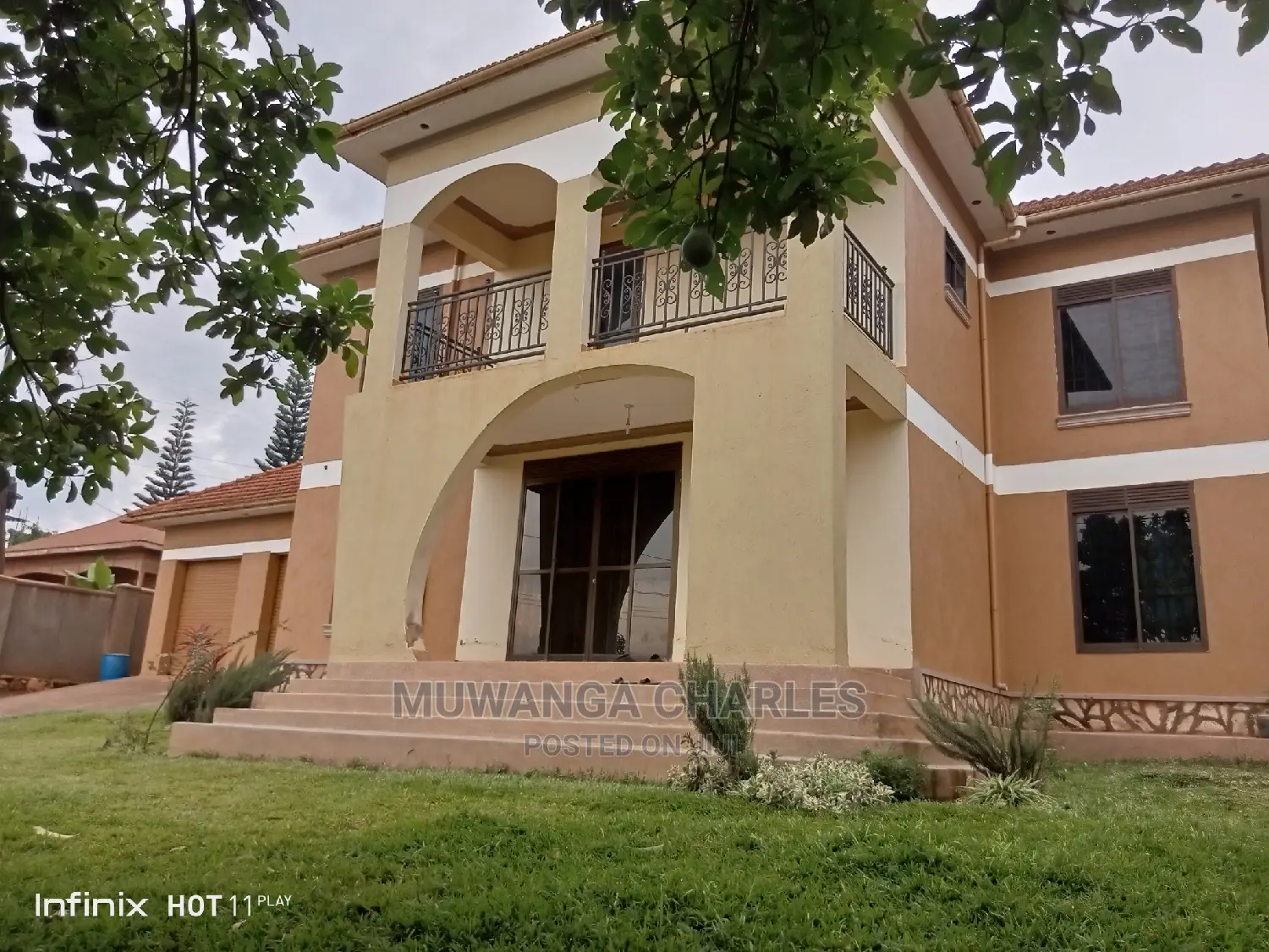 5bdrm Duplex in Fs Properties Ltd, Central Division for Rent