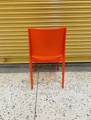 Nice Plastic Chair (Red)