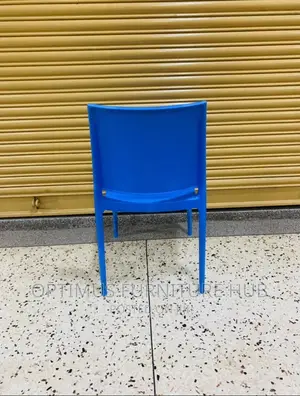 Nice Plastic Chair (Blue)