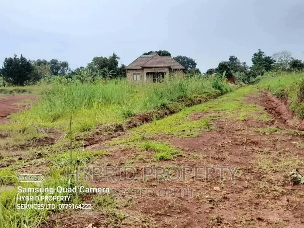 Prime Plots for Sale at Gayaza~Nkoowe Wakiso Estate~Hoima Rd