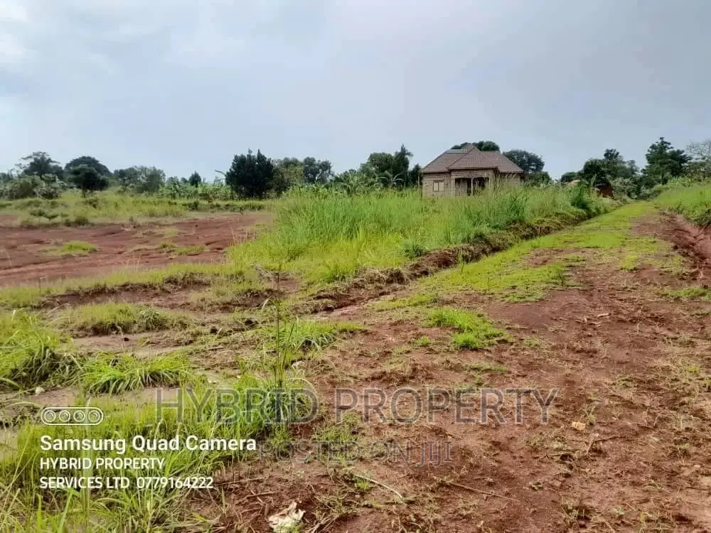 Prime Plots for Sale at Gayaza~Nkoowe Wakiso Estate~Hoima Rd