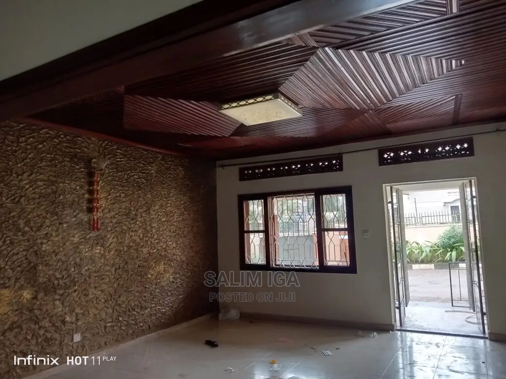 3bdrm Bungalow in Kololo Property, Central Division for Rent