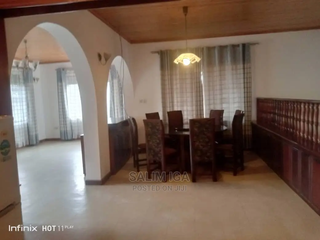4bdrm Bungalow in Kololo Property, Central Division for Rent