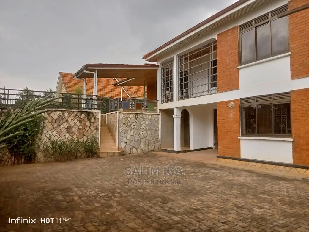 4bdrm Bungalow in Kololo Property, Central Division for Rent