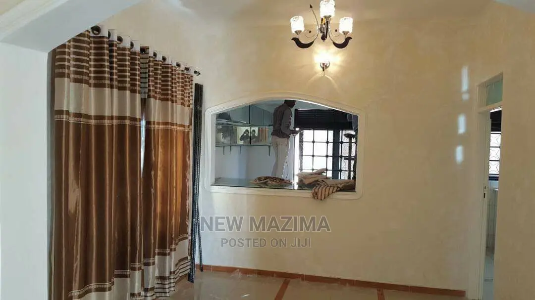 4bdrm Bungalow in Kitende, Division A for sale