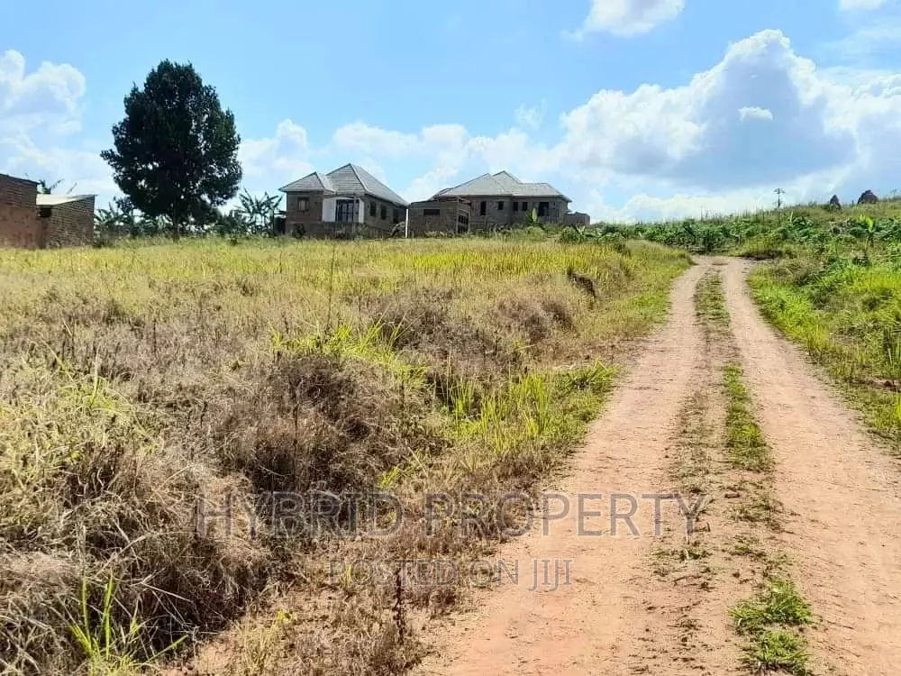 Prime Plots for Sale at Gayaza~Nkoowe [Wakiso]~Hoima Road.