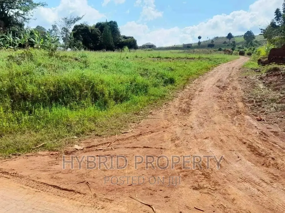 Prime Plots for Sale at Gayaza~Nkoowe [Wakiso]~Hoima Road.
