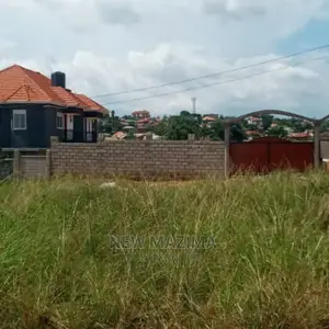 Very Prime Plot on Quicksale in Heart of Lubowa Heights