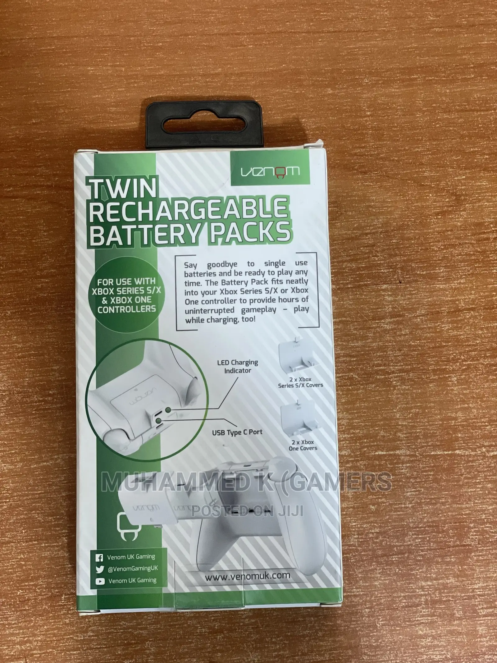 Venom Xbox Batteries (White )