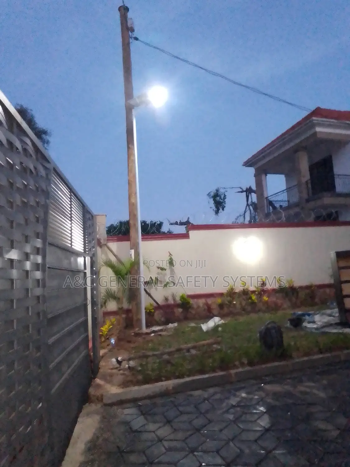 Solar Security Street Light Dark Fighter Genuine Quality