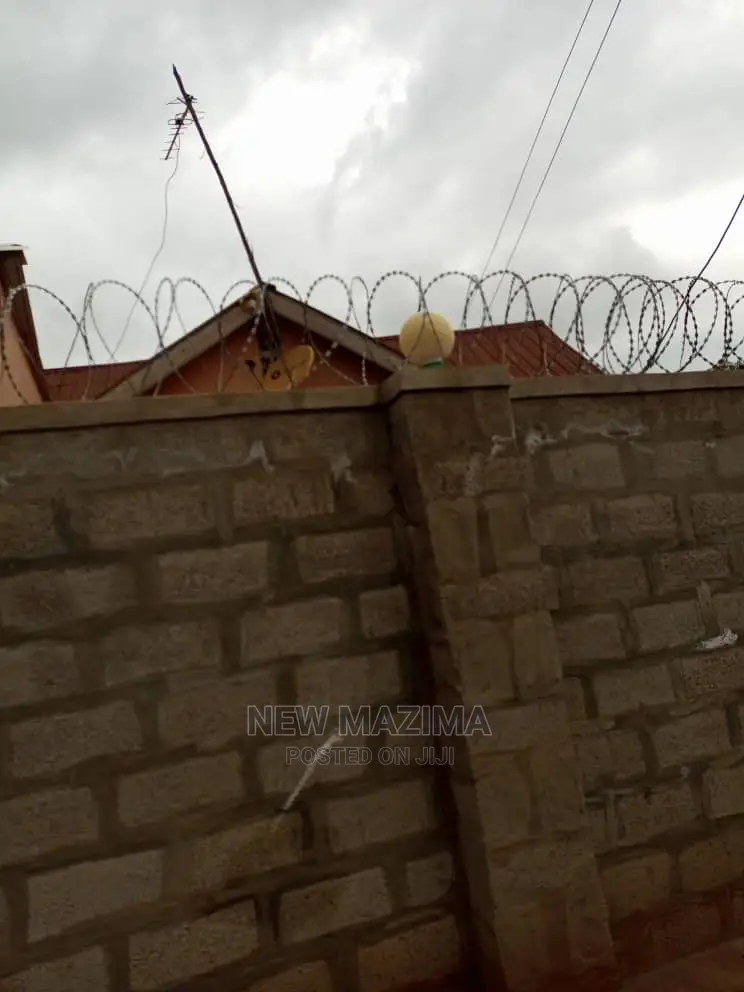 3bdrm House in Salaama Munyonyo Rd, Central Division for Sale