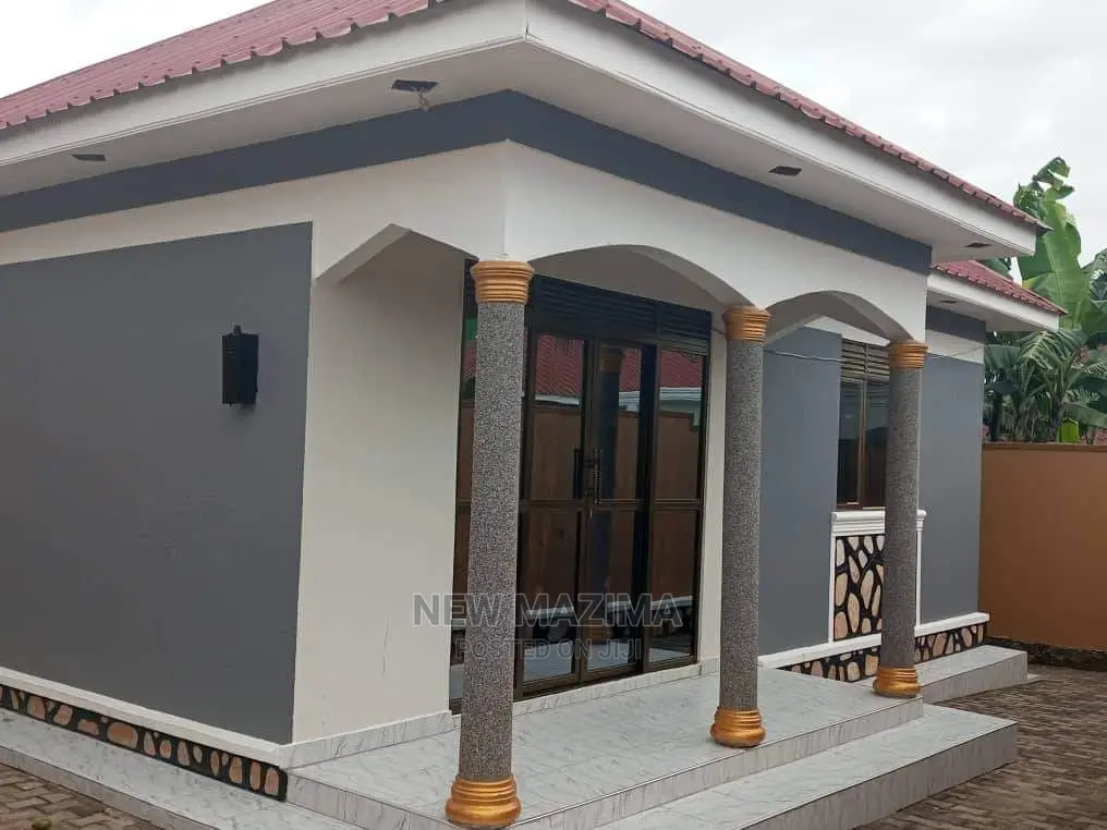 3bdrm House in Mpererwe Kabaganda, Central Division for Sale