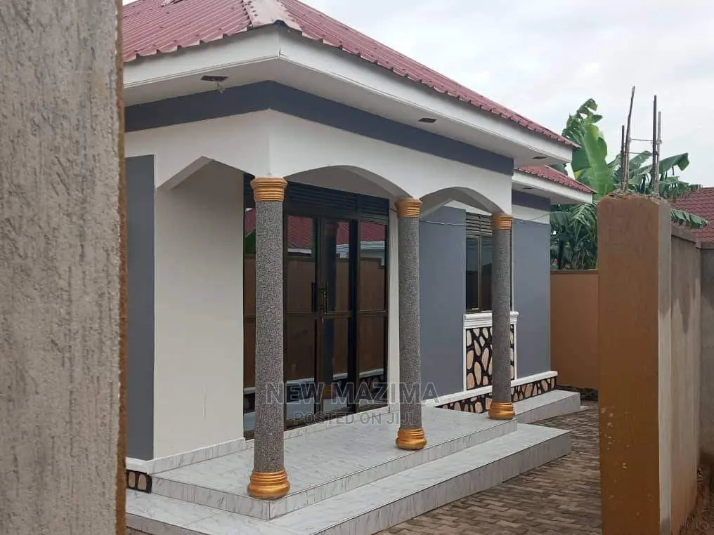 3bdrm House in Mpererwe Kabaganda, Central Division for Sale