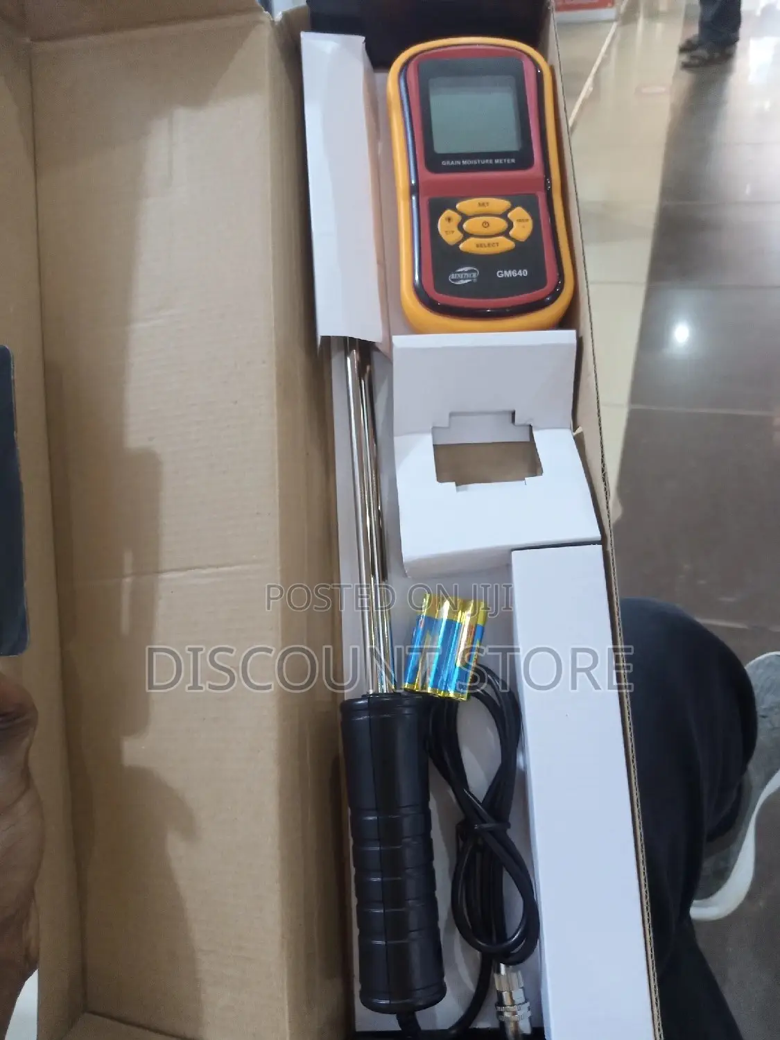 Paddy, Corn, Soyabean Grains Moisture Meters