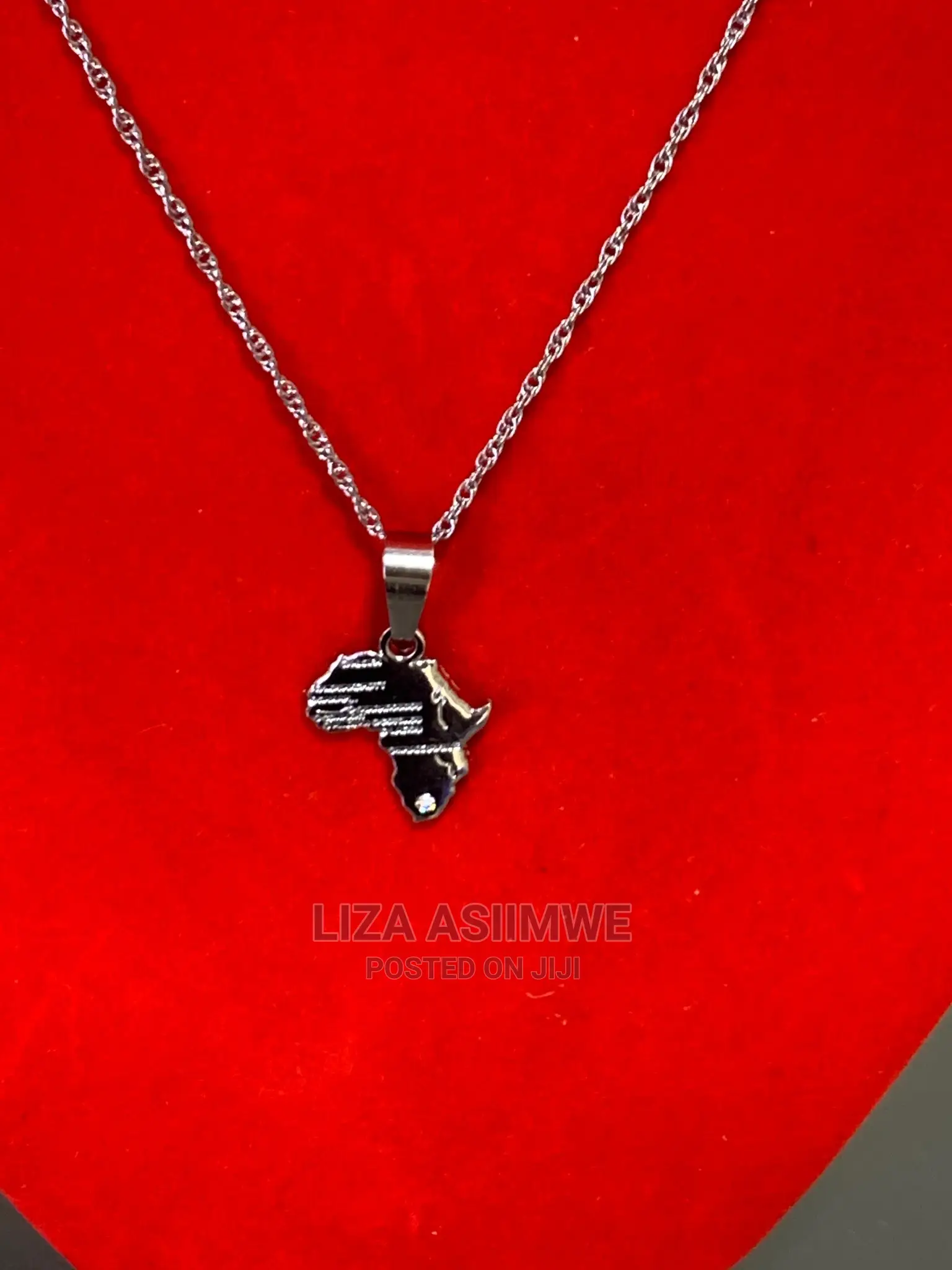 Men’S Simple Necklaces Available