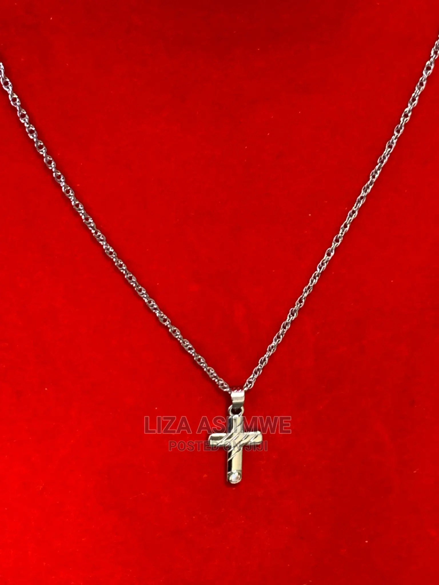 Men’S Simple Necklaces Available
