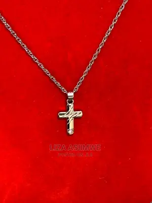 Men’S Simple Necklaces Available