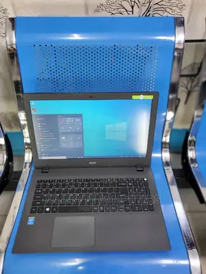 Laptop Acer Aspire E5-573 4GB Intel Core I5 HDD 1T